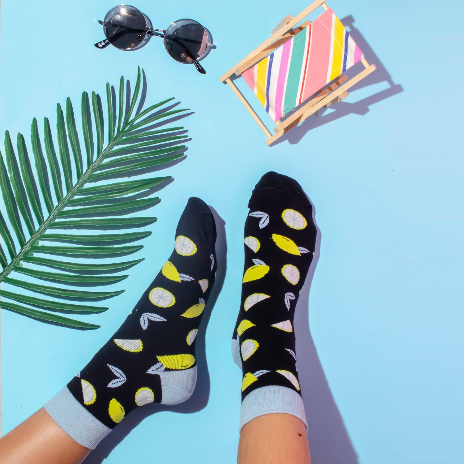 Why It Is Important To Wear Socks To Bed - soxytoes