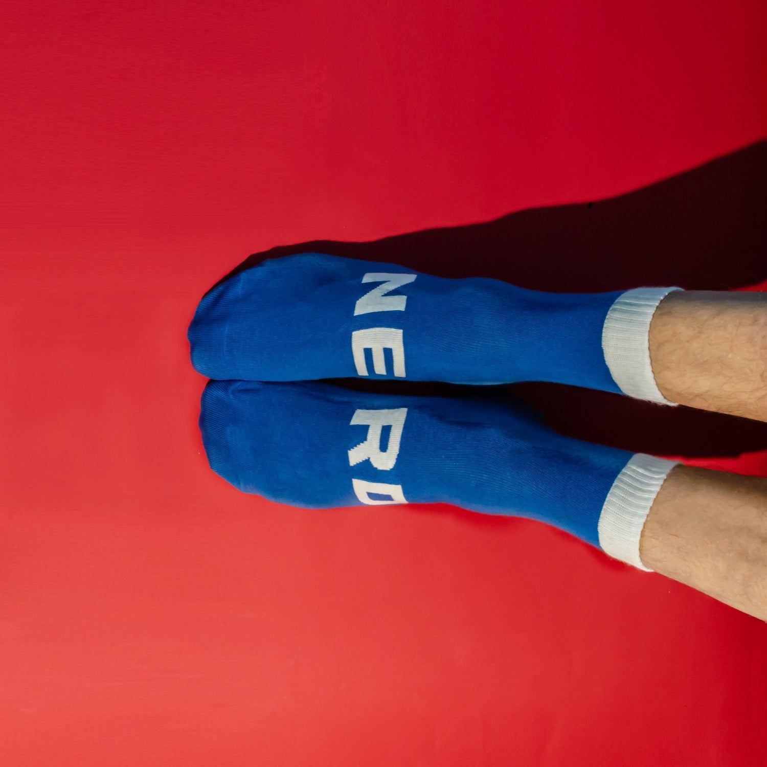 5 Chic Ideas to Flaunt Your New Socks on Instagram! - soxytoes