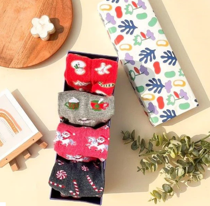 Vintage Christmas Stockings Gift Wrap Paper Roll for Child