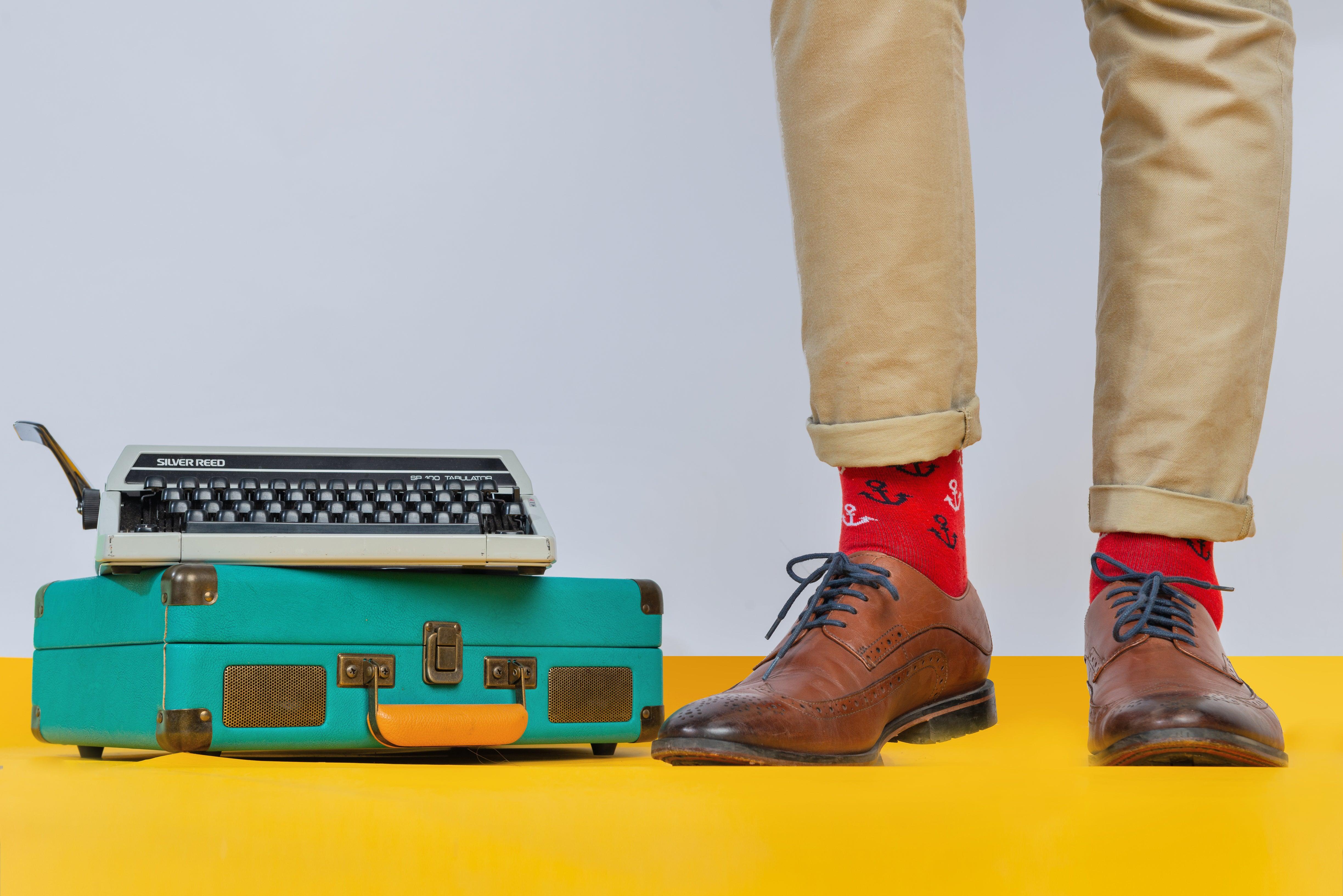 Best Ways To Pair Socks With All Your Brown Shoes - soxytoes