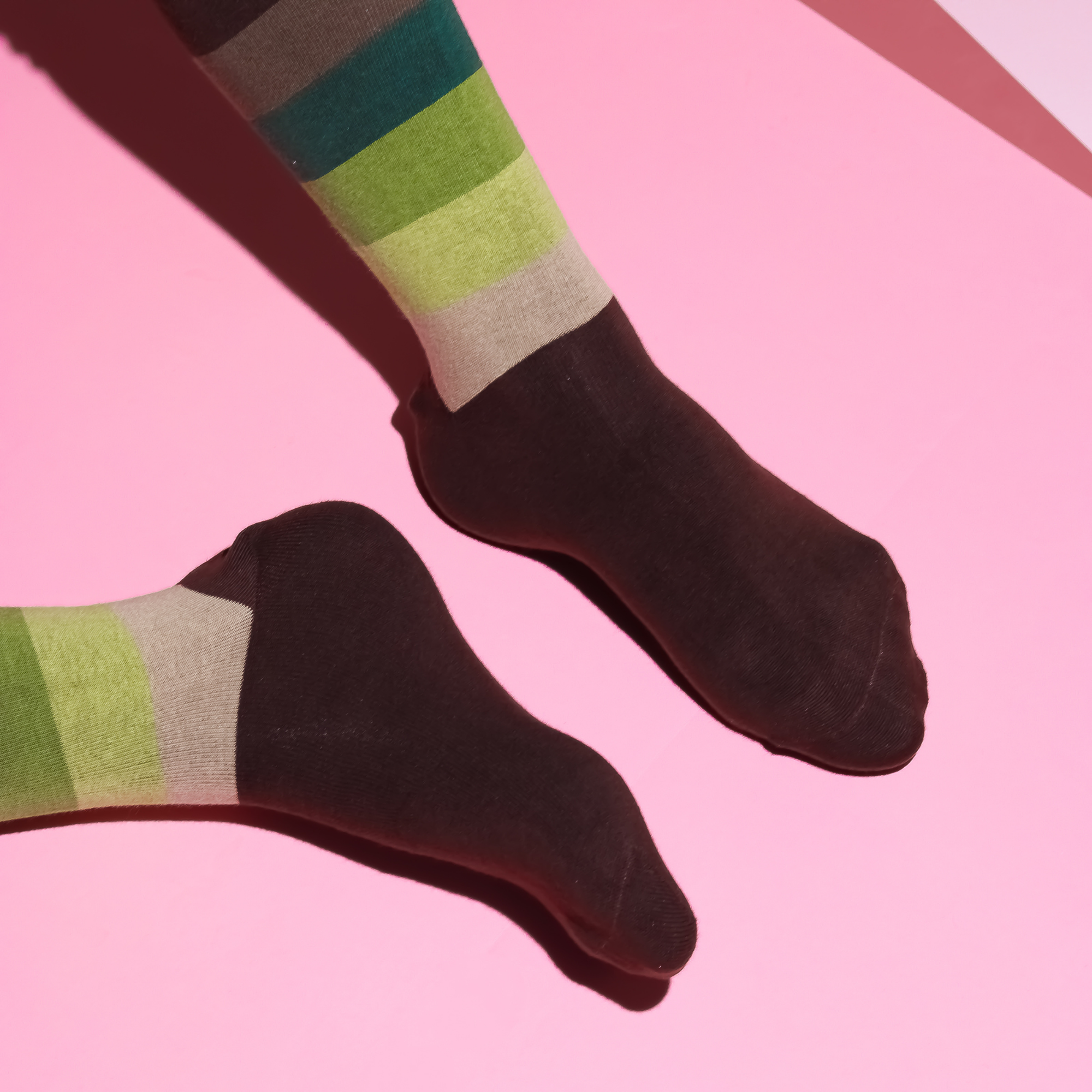 Linear Luxe Pack of 5 Pairs | Mid-Calf Socks