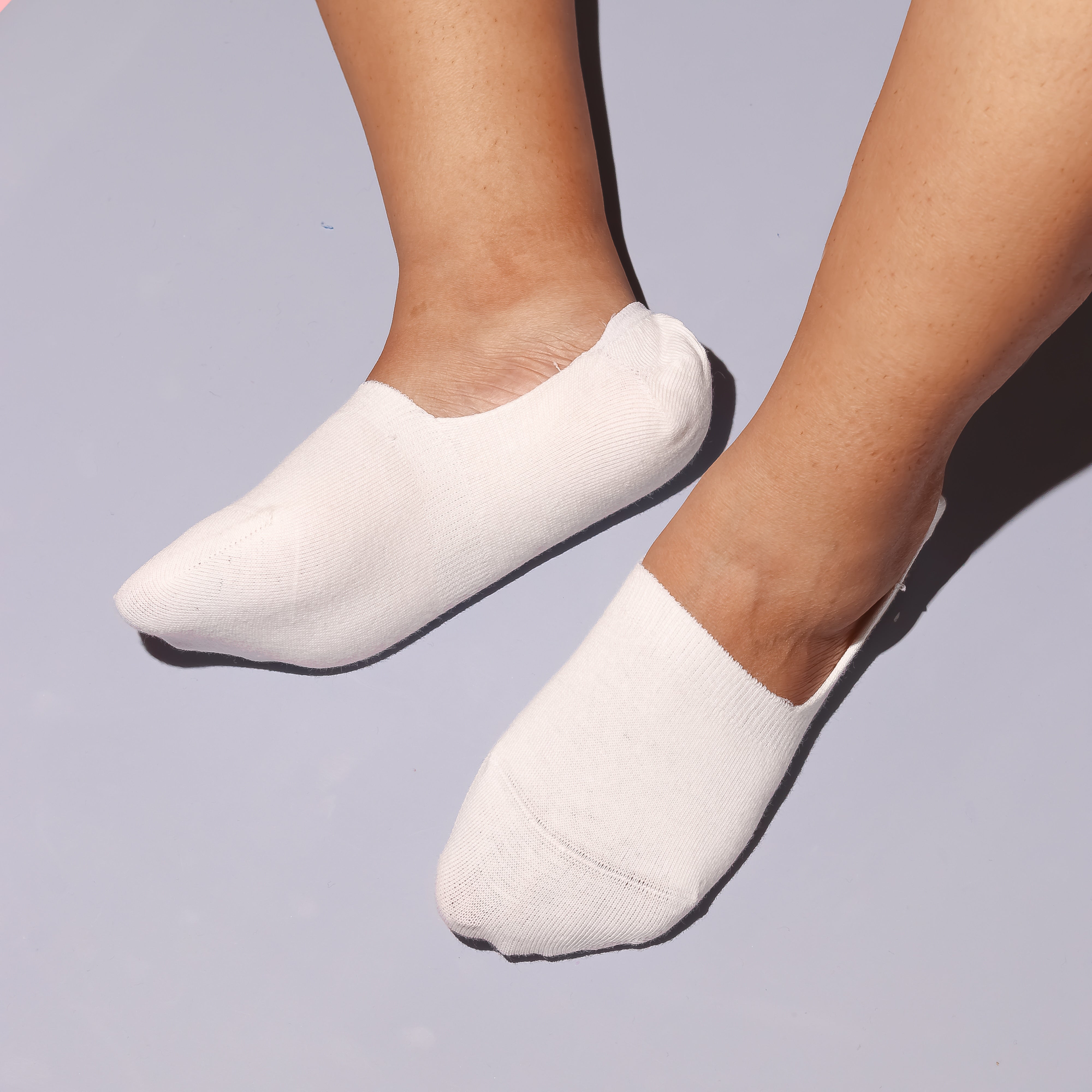 White Solid Non-Slip No Show Socks For Women