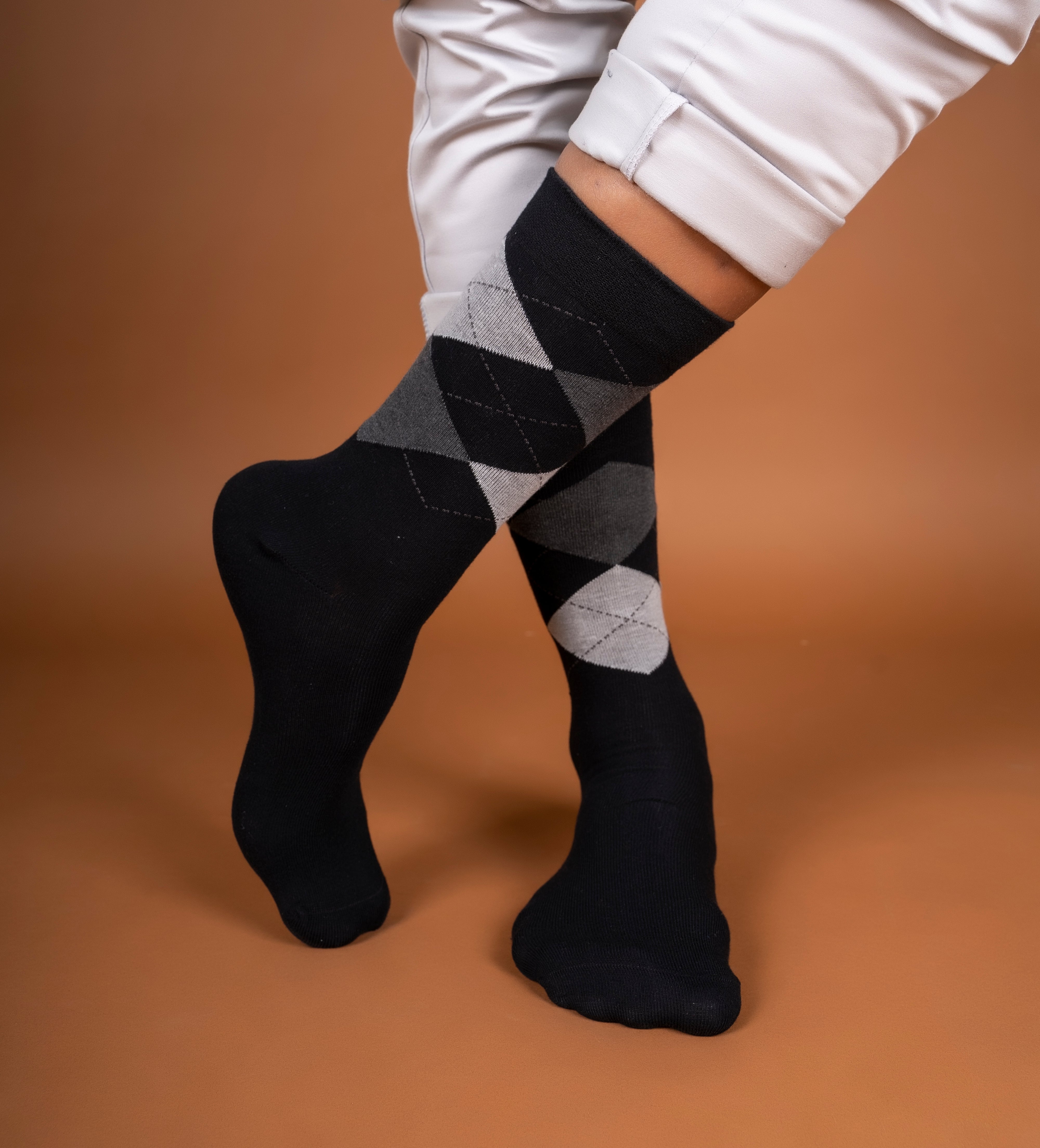 Classic Argyle | Black | Mid-Calf Socks