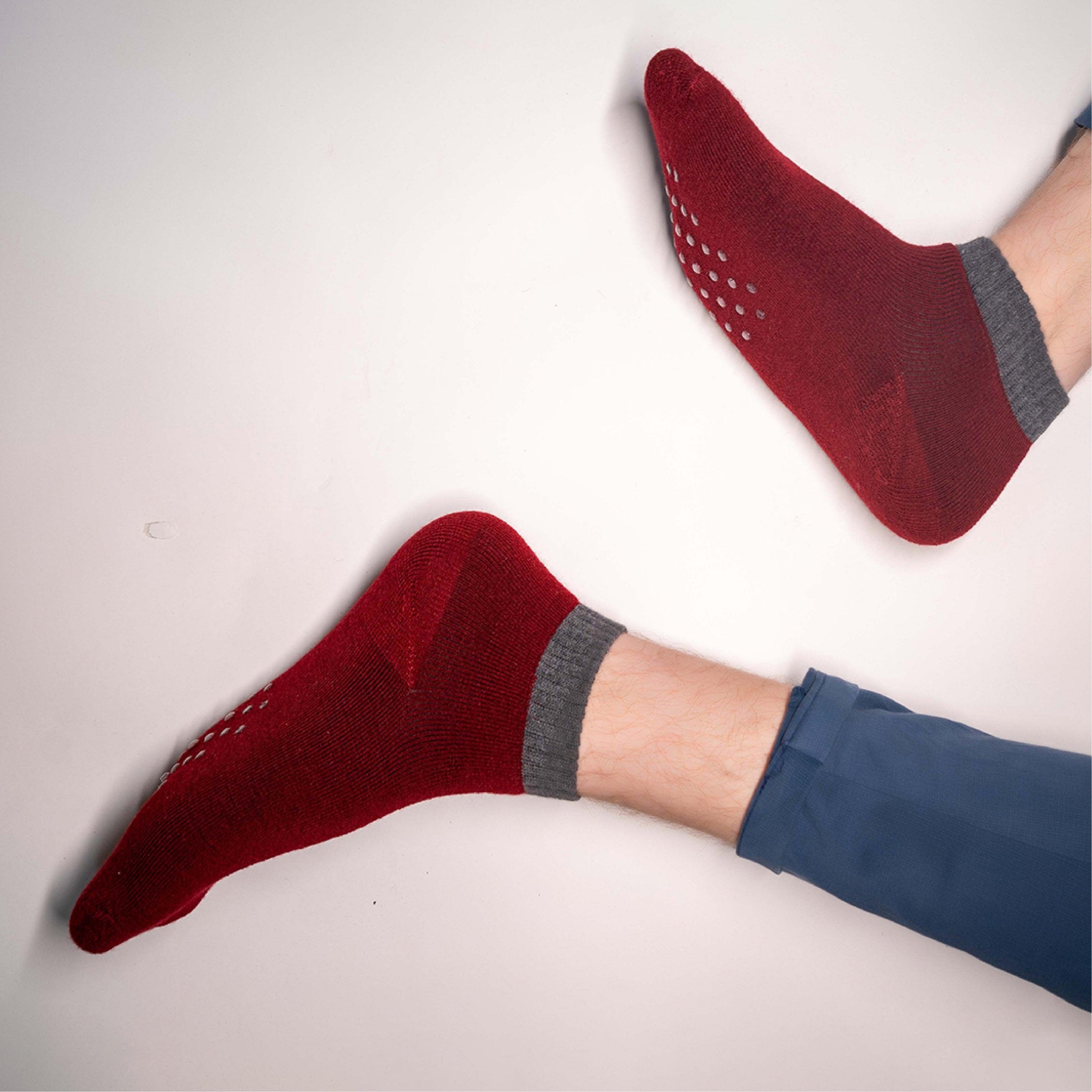 Maroon Anti-Slip Gripper Socks - soxytoes